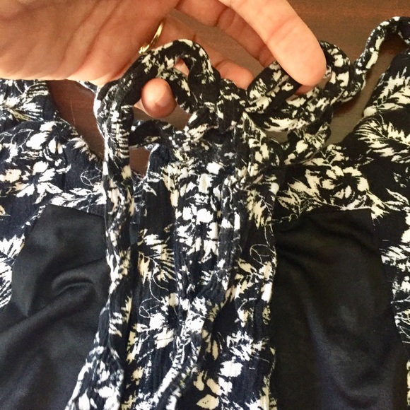 Forever 21 romper - Picture 5 of 7